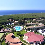 With Swimming Pool In Just 650 Meters From The Sea Hotel Arborea