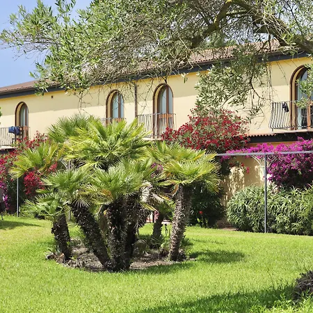 With Swimming Pool In Just 650 Meters From The Sea * Arborea
