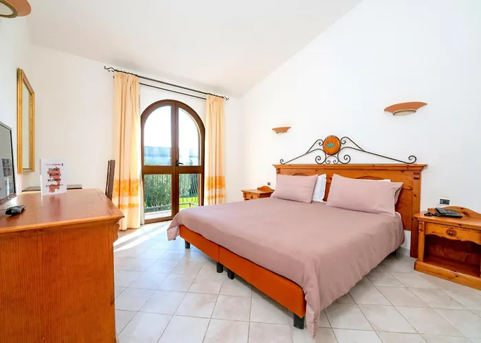 Otel With Swimming Pool In Just 650 Meters From The Sea Arborea
