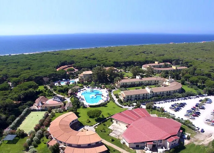 With Swimming Pool In Just 650 Meters From The Sea Otel Arborea