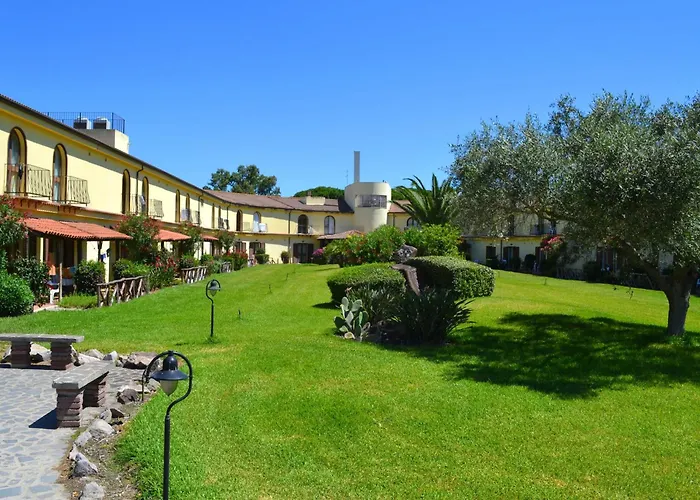 Otel With Swimming Pool In Just 650 Meters From The Sea Arborea
