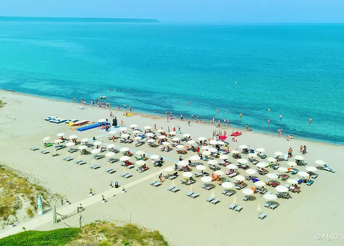 Otel With Swimming Pool In Just 650 Meters From The Sea *